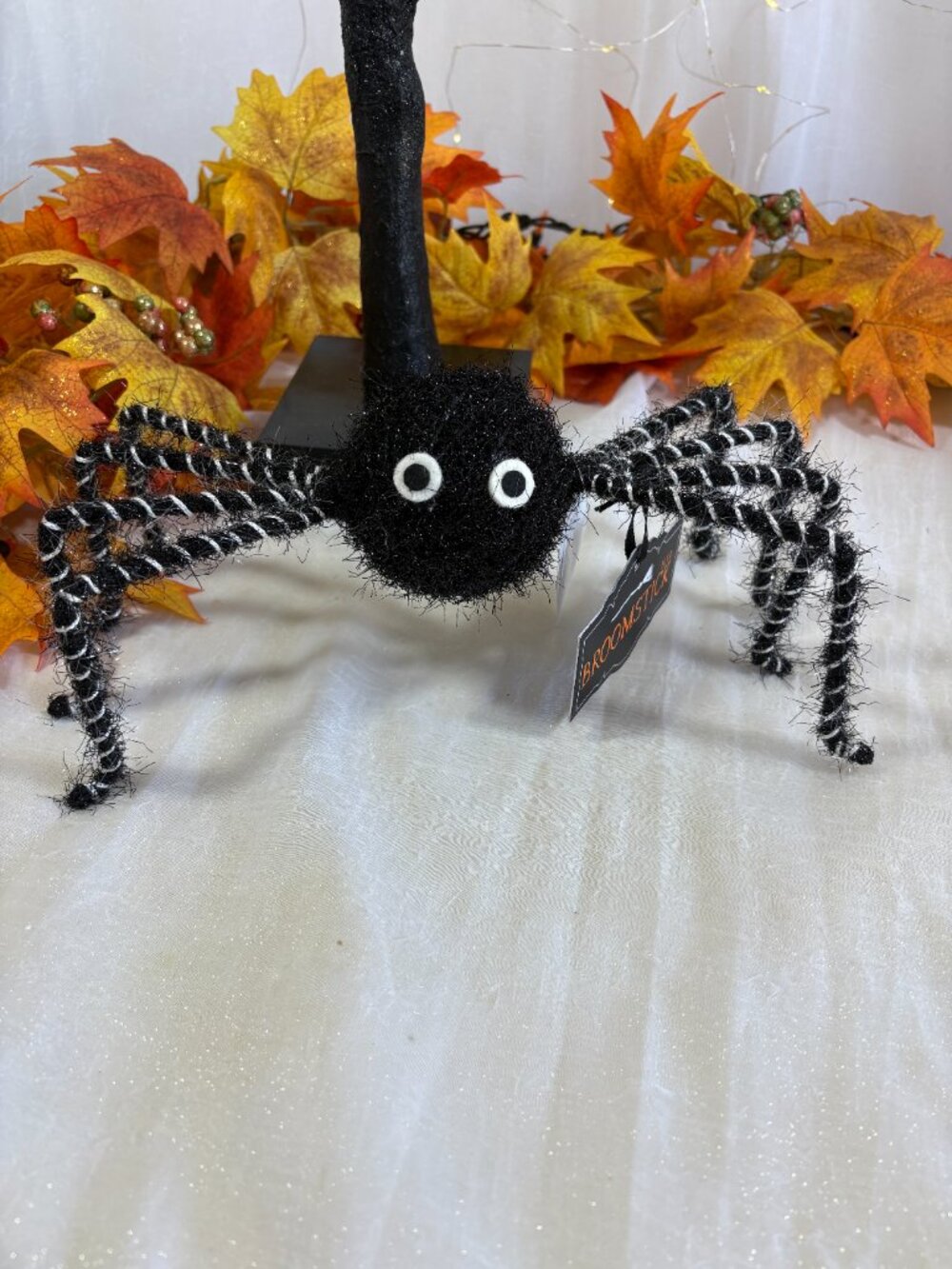 Broomstick Blvd Halloween Creepy Spooky Fuzzy Spider Prop Figure 10" New